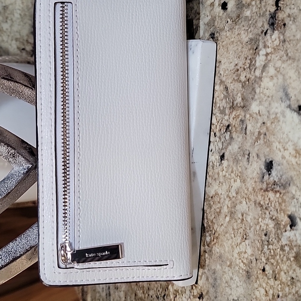 Kate Spade EUC Madison Large Slim Bifold Wallet (Meringue) - Picture 4 of 8